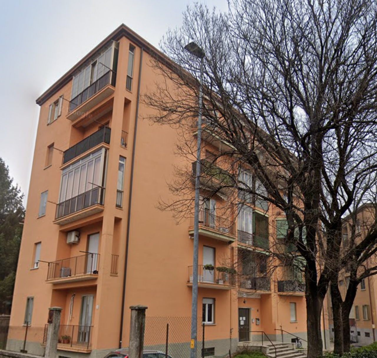 GOLOSINE . APPARTAMENTO IN VENDITA IN VIA PICCONO DELLA VALLE 15
