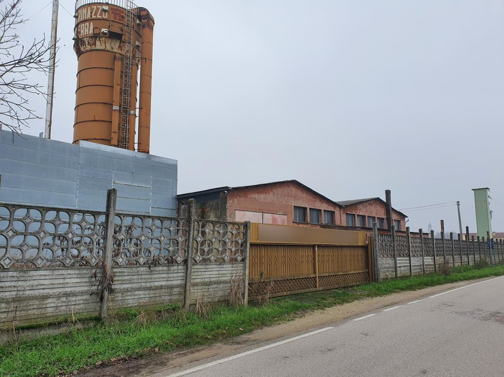 SAN PIETRO DI MORUBIO (VR) COMPLESSO INDUSTRIALE IN ASTA IN VIA PALAZZINA